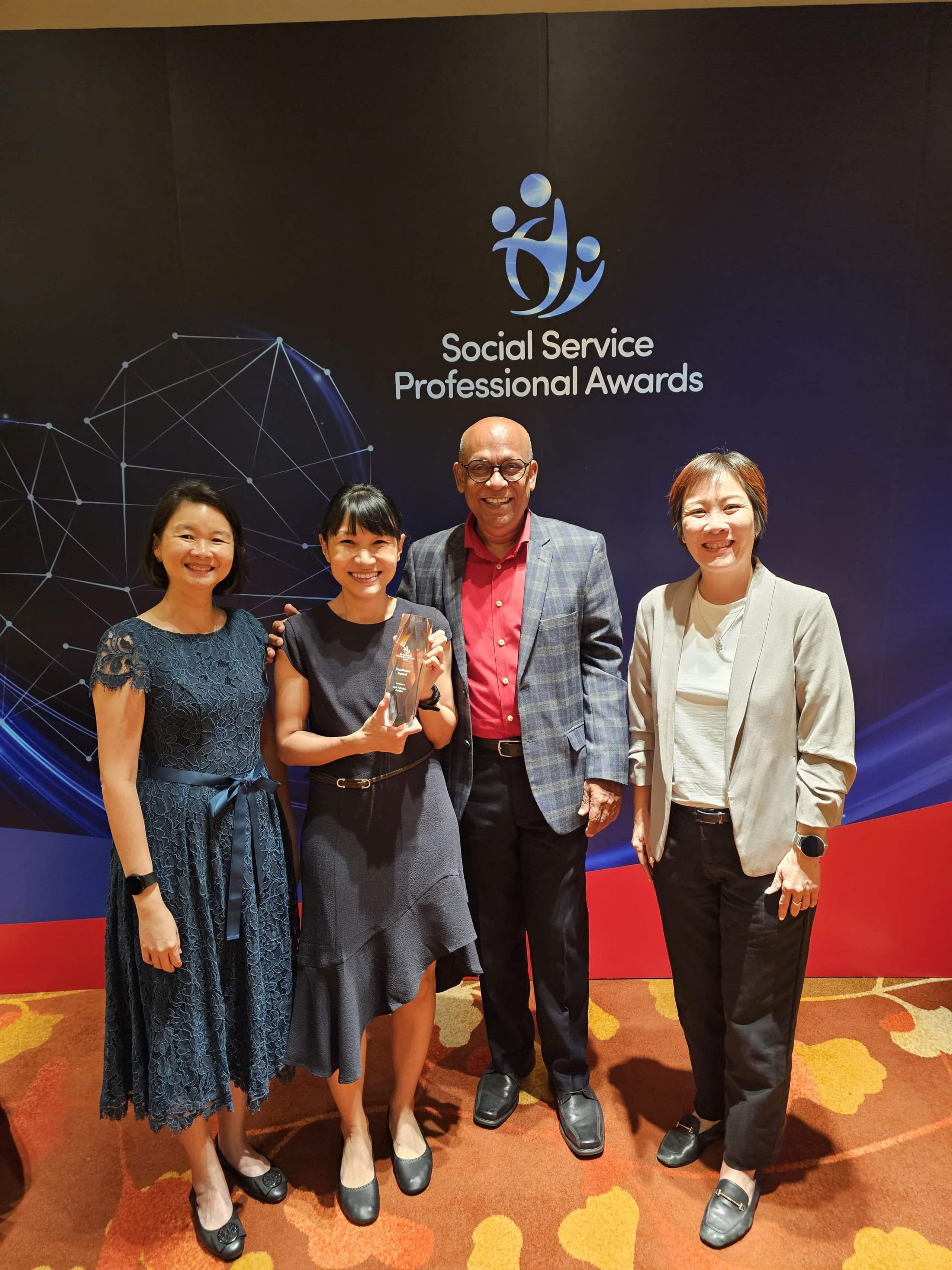 Pauline with S P D's C E and senior management at the award ceremony.