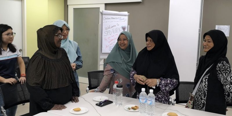 Binding Caregivers Together Through Food