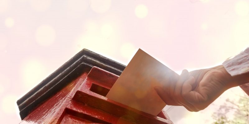 4 reasons to still send greeting cards