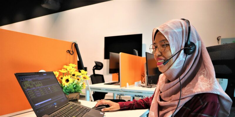 A customer service agent from S P D Contact Centre