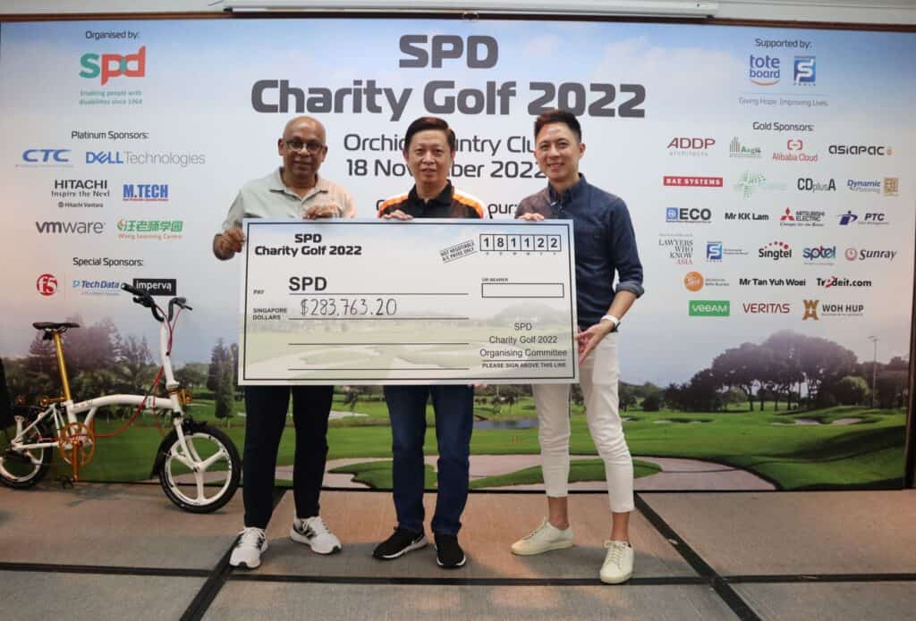 Mr Abhimanyau Pal, Mr Yeo Teck Guan and Mr Amos Wong during the cheque presentation